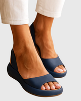Klara | Damen Rutschfeste Sandalen in Blau