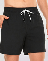 Kurze Herren-Badeshorts mit Kontrastbund in Schwarz