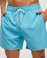 Kurze Herren-Badeshorts mit Kontrastbund in Sky Blue