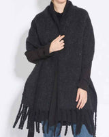 Kuscheliger Winterschal in Schwarz