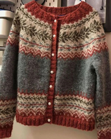 Liya | Damen Strickjacke mit Muster und Knöpfen in Grau
