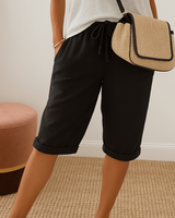 Aaliyah - Damen Shorts mit Bindegürtel in Schwarz