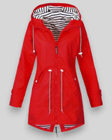 Lena | Damen Winterjacke mit Kapuze und Reißverschlüssen in Rot