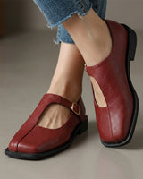 Eniolaa - Schuhe Mit Quadratischer Schuhspitze Und Schnallenriemen Im Vintage Stil in Rot