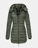 Manuela | Damen Steppjacke mit Kapuze, Reißverschluss und Schmalem Schnitt in Grün