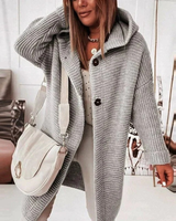 Margot | Damen Strickjacke mit Kapuze mit Grobem Strick und Knöpfen in Grau