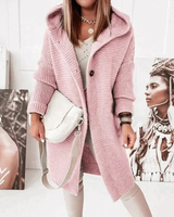 Margot | Damen Strickjacke mit Kapuze mit Grobem Strick und Knöpfen in Rosa