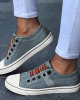 Marlies | Damen Casual Sneaker mit Streifendetail in Grau