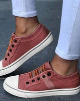 Marlies | Damen Casual Sneaker mit Streifendetail in Rot