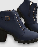 Mercan | Damen Stiefeletten mit Reißverschluss und Schnalle in Blau