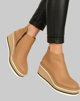 Sevilay – Stiefeletten mit Keilabsatz und Reißverschluss in Khaki