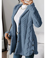 Milana | Damen Strickjacke mit Kapuze, Knöpfen und langem Schnitt in Denimblau
