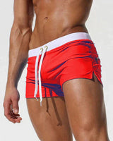 Niklas | Herren Kurze Slim Fit Badeshorts in Rot