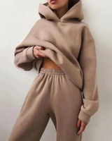 Nina | Damen Jogginganzug mit Hose und Oberteil in Hellbraun