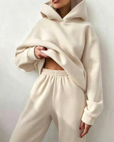 Nina | Damen Jogginganzug mit Hose und Oberteil in Aprikotfarben