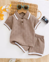 Basil - Strukturiertes Set aus Poloshirt und Shorts in Beige