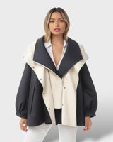 Oversized Kapuzenjacke mit Reverskragen in Schwarz
