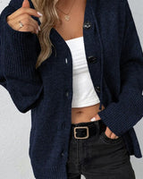 CARA – Luxuriöse Strickjacke für Damen in Blau