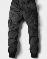 Herren-Jogginghose im Cargo-Stil mit mehreren Taschen und Reißverschluss – Nicolai in Schwarz