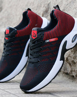 Ezra - Sneaker mit rutschfester Sohle in Schwarz/Rot