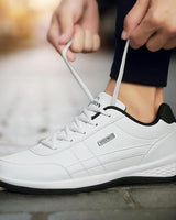 Matthew - Sneaker im auffälligen Design in Weiß