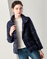 Plume - Elegante Daunenjacke Ultra Light Down Plus in Navyblau
