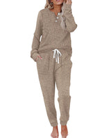 Rippenstrukturiertes zweiteiliges Set mit Langarmoberteil und Hose in Beige
