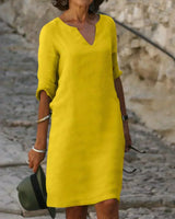 Lola - Lässiges V-Ausschnitt-Kleid in Gelb