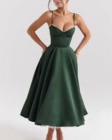 Evelina – mittellanges Kleid in Grün