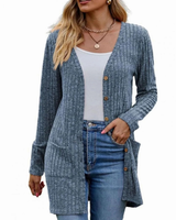 Solea | Damen Strickjacke mit Taschen und Knöpfen in Blau