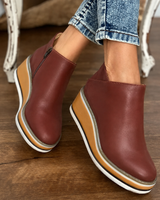 Soraya | Damen Orthopädische Stiefeletten mit Keilabsatz, Plateau und Reißverschluss in Dunkelbraun