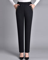Loretie – Jeans Mit Seitentaschen Und Elastischem Bund in Schwarz