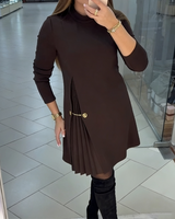 Noctura – Langärmliges Plisseekleid in Braun