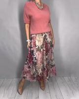 Nirosha - Elegantes Oberteil Mit Blumenmuster Und Midirock in Rosa