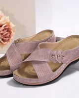 Shawen – Lässige Keilabsatzsandalen mit Gekreuzten Riemen in Rosa