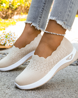 Taliza – Atmungsaktiver, Rutschfester Turnschuh in Beige