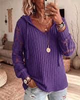 Nemila – Eleganter Strickcardigan MIT Kapuze Und Spitzenbesatz in Lila