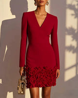 Libina – Minikleid MIT V-ausschnitt Und Blumen Applikationen in Rot
