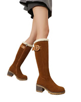 Stiefel für Damen mit Schnallendetail in Niemiecki