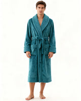 Unisex Bademantel lang mit Gürtel, Schalkragen und aufgesetzten Taschen in Blau