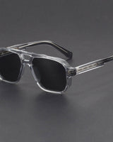 Unisex-Sonnenbrille mit Doppelsteg in quadratischer Form in Transparentes Grau