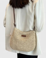 Kathy | Elegante Schultertasche mit verstellbaren Trägern in Beige