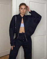 Élan™ Soft Sweatshirt Set mit minimalistischem Design / Moderne Eleganz und erstklassiger Komfort für alle Gelegenheiten! in Schwarz