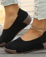 Viktoria | Damen Plateau Loafer mit Lochperforation in Schwarz