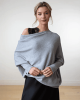 Xanthe | Damen Asymmetrischer Off-Shoulder Pullover in Hellgrau