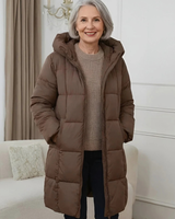 Zora | Damen Lange Winterjacke mit Kapuze in Schokolade