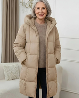 Zora | Damen Lange Winterjacke mit Kapuze in Kamel